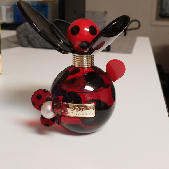 marc jacobs dot fragrance